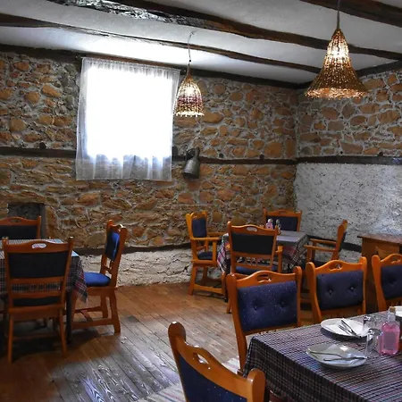 Corbadziski An Ethno House Couette-café Vratnica